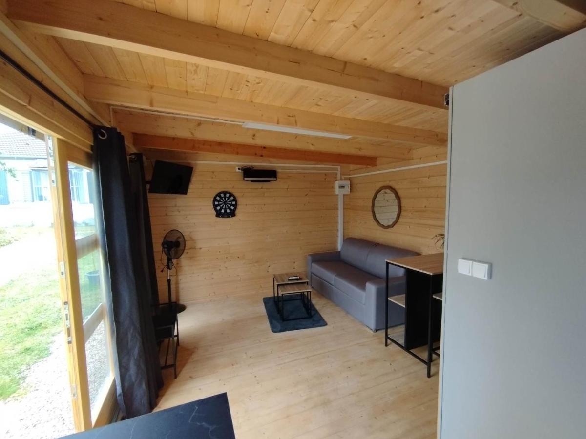 Tiny House Toute Equipee Avec Jardin Saint-Florent-sur-Cher エクステリア 写真