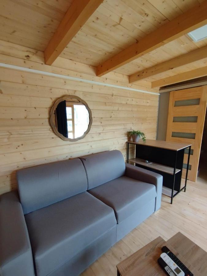 Tiny House Toute Equipee Avec Jardin Saint-Florent-sur-Cher エクステリア 写真